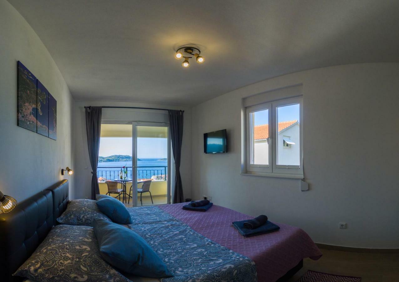 A Lovely And Cozy Room With A Breathtaking View Vis Exterior foto